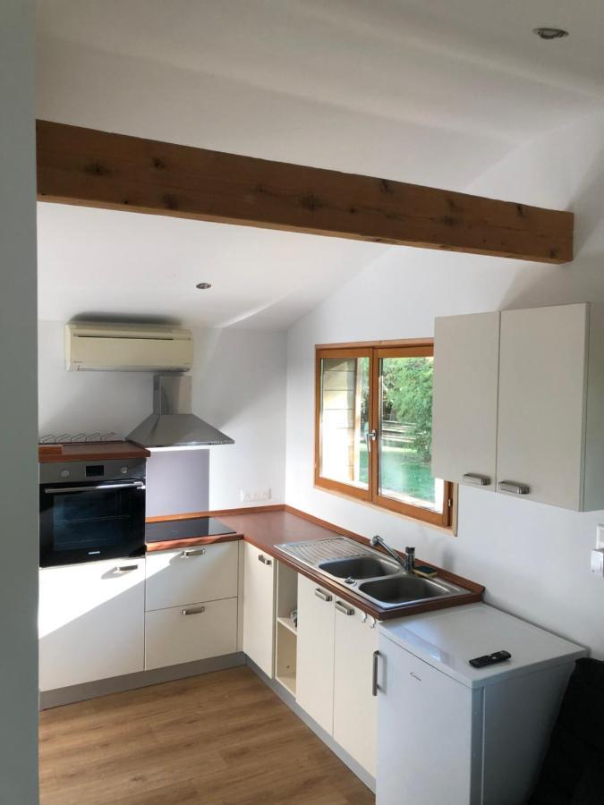Tiny House Detente Nature La Maison Du Pecheur Pulligny Exterior photo